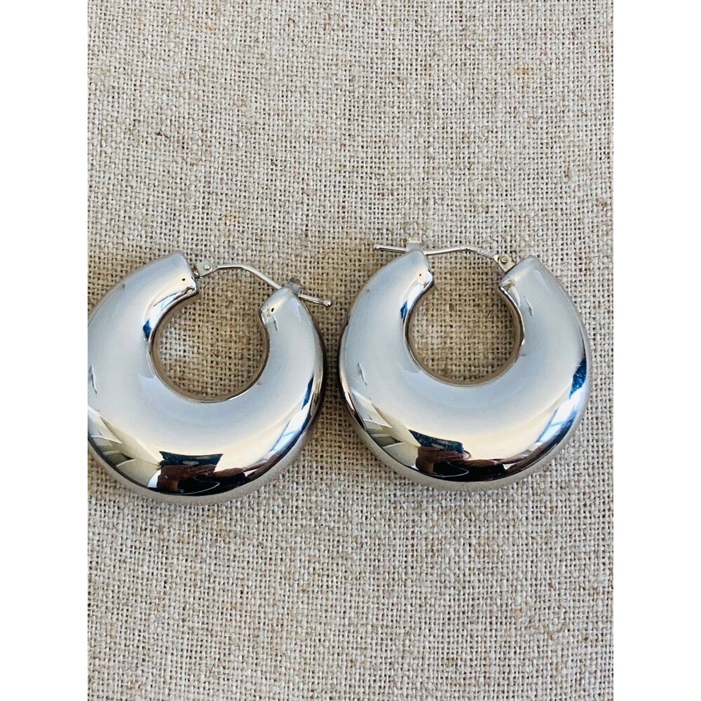 14k white gold Milor Italy huggie Hoop Earrings